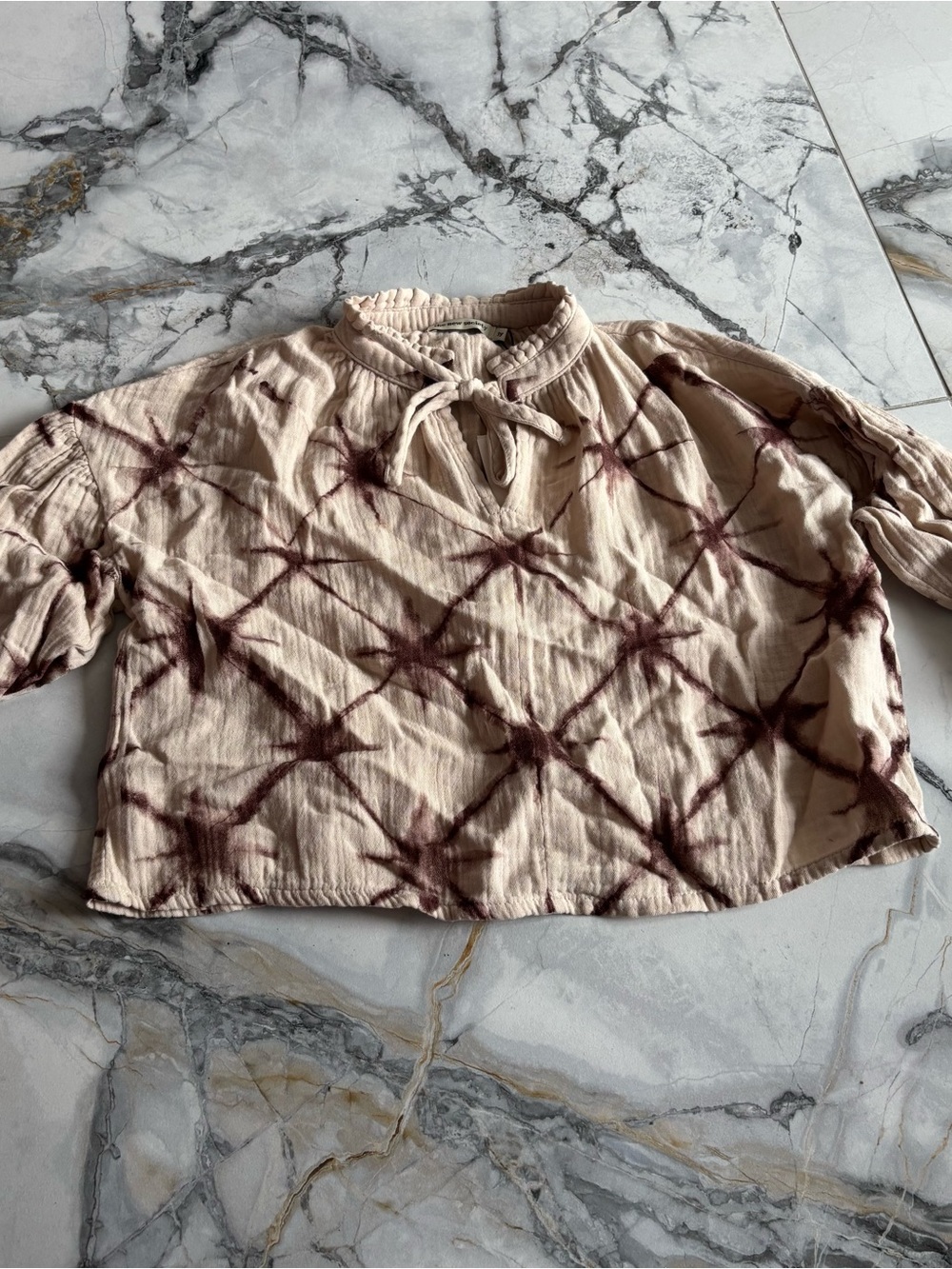 Girls' Tie-Dye Peasant Top in Beige and Brown